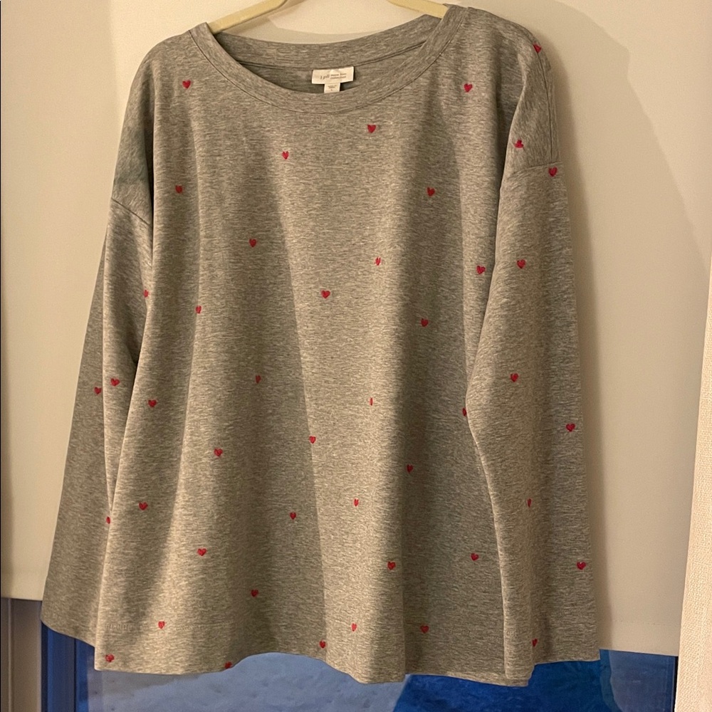 Gray Long Sleeve Shirt with Pink Hearts